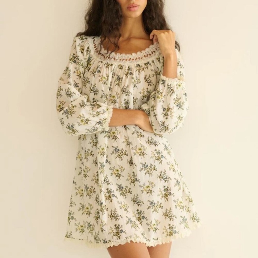 Doen White Floral Lace-Trim Mini Dress with Green Print